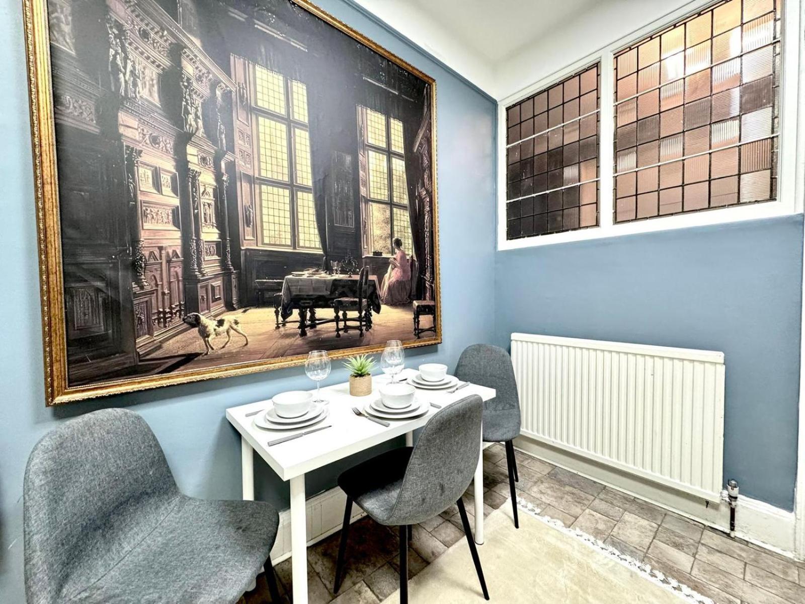 Marylebone Family Four Bedroom *