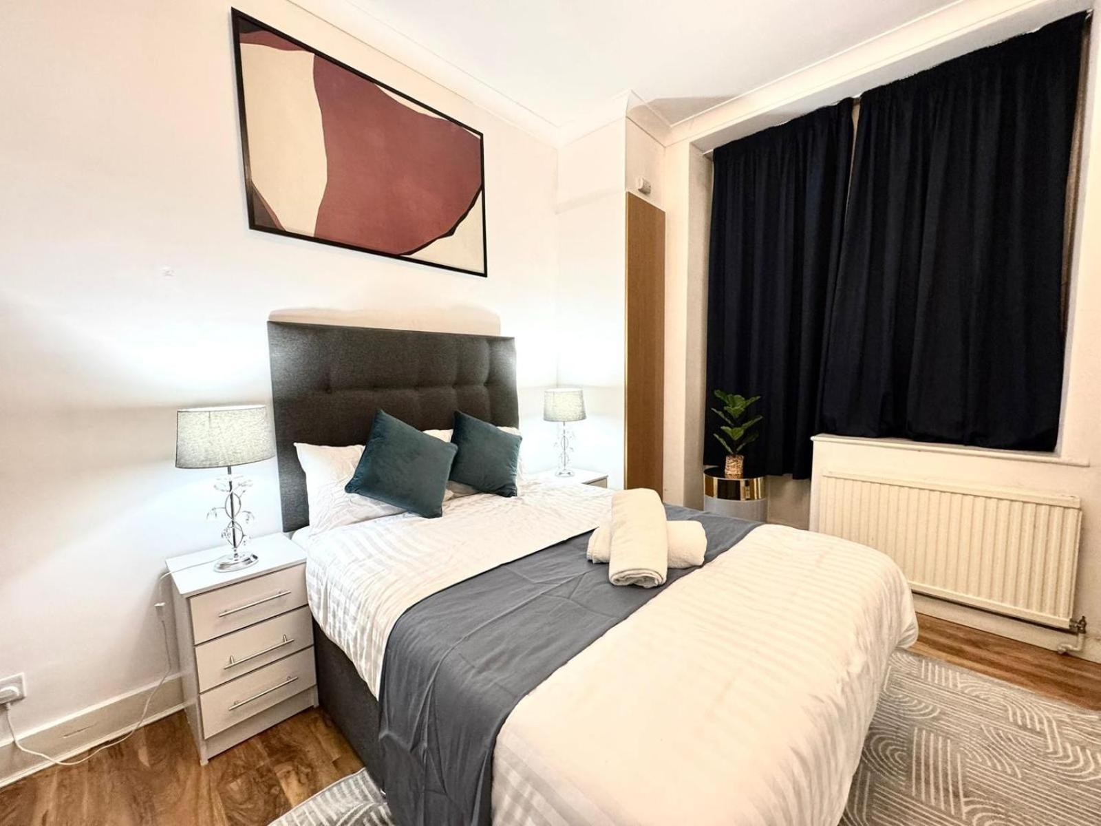 Marylebone Family Four Bedroom Apartment *