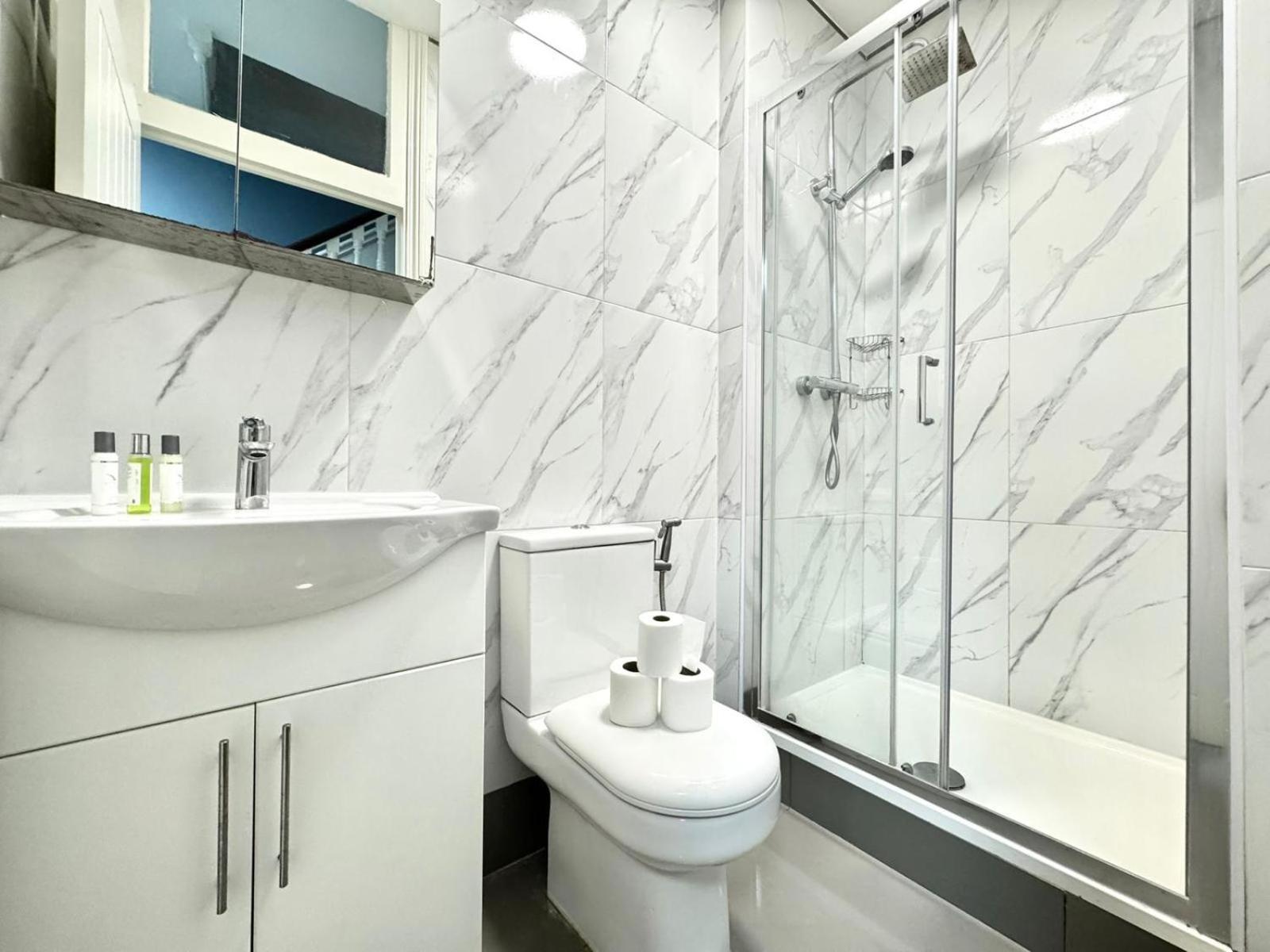 Marylebone Family Four Bedroom Apartment *